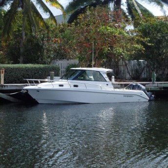 SOLD!! - Everglades 320EX
