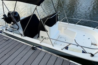 2022 Boston Whaler 150 Montauk