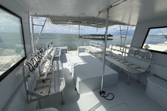 2004 Island Hopper 30