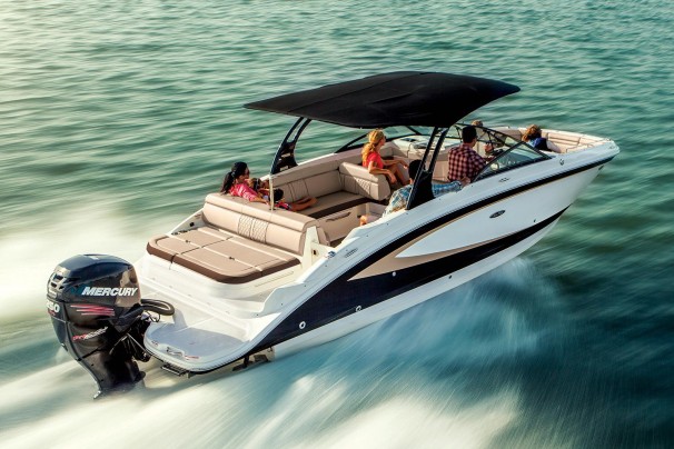 2018 Sea Ray SDX 270 Outboard