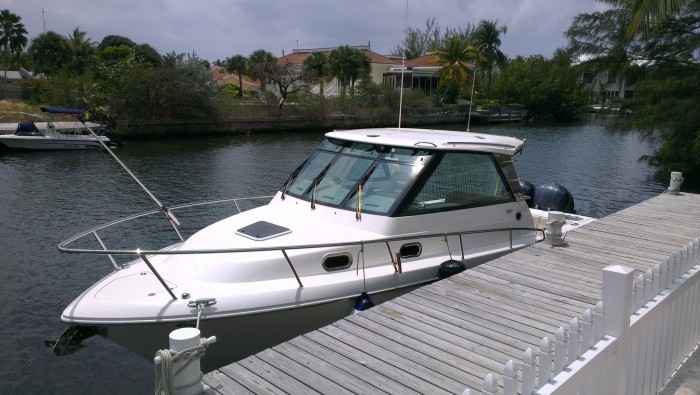SOLD!! - Everglades 320EX
